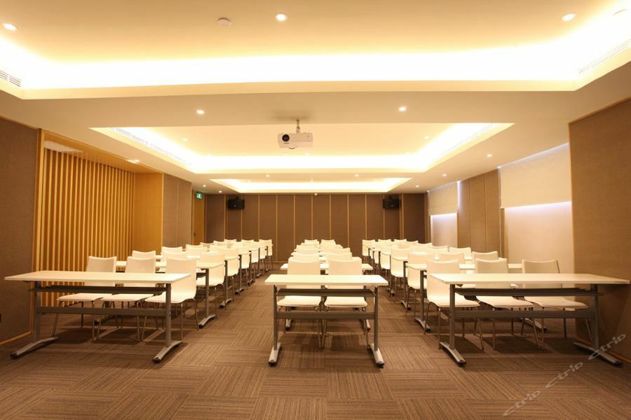 Ji Hotel Shanghai Chuansha Chengnan Road Xangai Exterior foto
