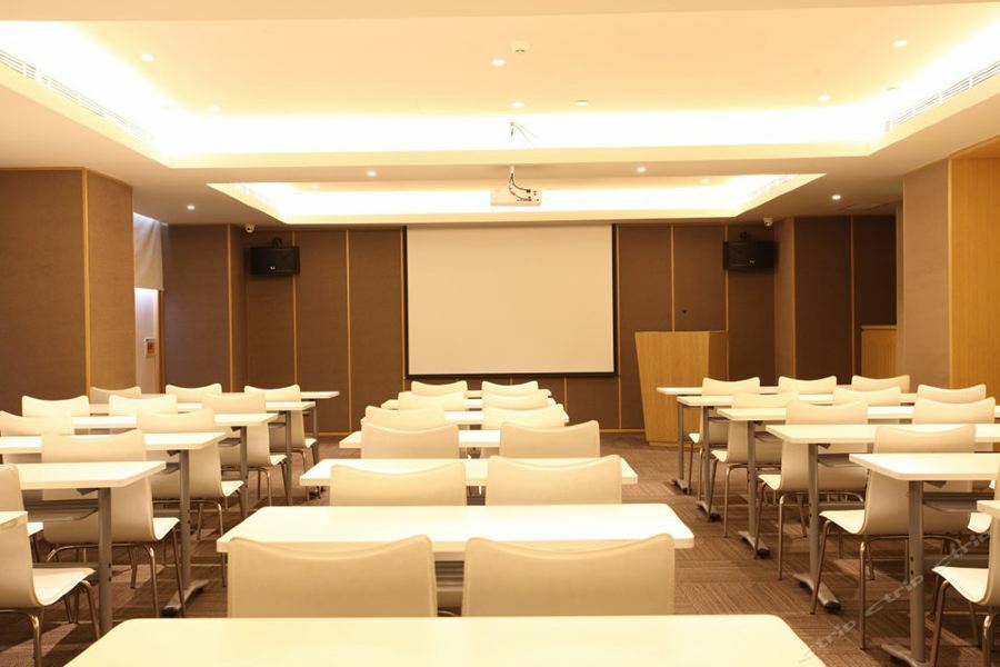 Ji Hotel Shanghai Chuansha Chengnan Road Xangai Exterior foto